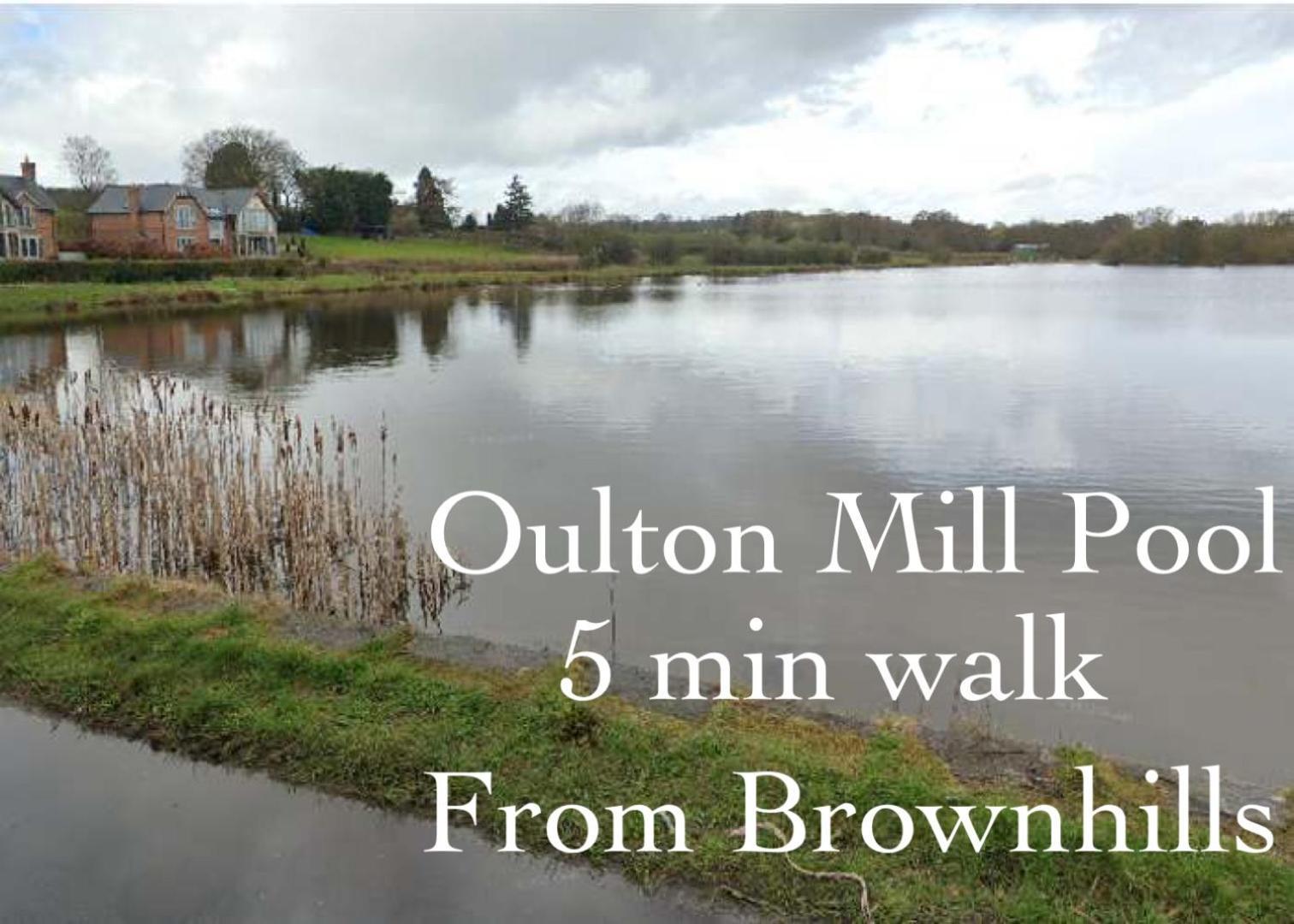 Brownhills Villa Eaton  Exterior photo